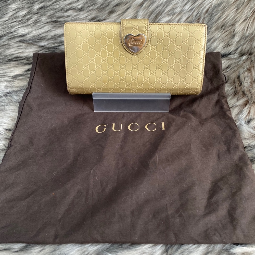 Gucci long wallet